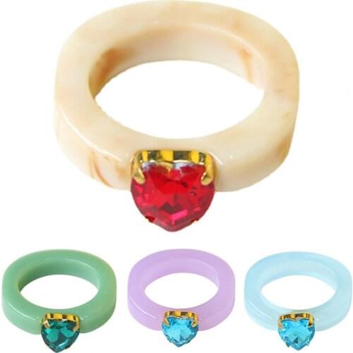 Women Beautiful Ring Heart Rhinestone Candy Color Resin unique and fashionable All Match Round Ring for dating party wedding