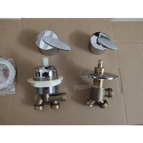 Massage bathtub faucet fittings split , cold and hot water mixing switch tap ,1 in 2 out water divider bathtub conversion valve