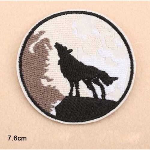 Wolf Howl Wholesale Iron on Embroidered Cloth Clothes Patch For Clothing Girls Boys Man Woman