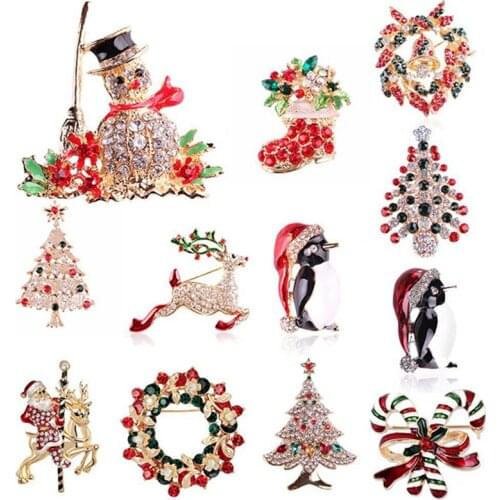 Fashion New Year Christmas Boots Brooch Santa Claus Deer Penguin Shoes Carriage Rhinestone Brooch Xmas Beautiful Jewelry Gift