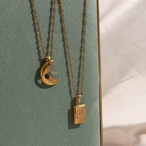 2021 New Delicate Water-wave Chain AAA Zircon Stone Filled Hollow Moon Star Pendant Necklace