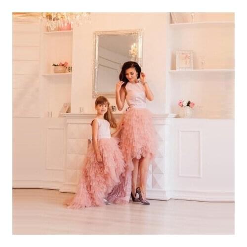 New In Hi Low Mom And Me Tulle Dresses For Photo Shoot Satin Sleeveless Girls Ruffles Birthday Party Gowns