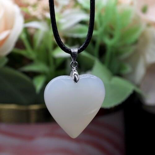 Heart-shaped pendant natural stone fashion jewelry making necklaces beautiful for womens jewelry