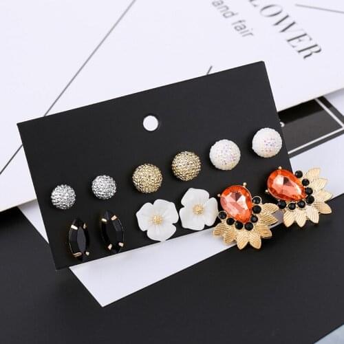 6 Pairs/Set Trendy Simple Ball Stud Earrings For Women Cute Acrylic White Flower Earring Ladies Red Crystal Earrings Set Mixed