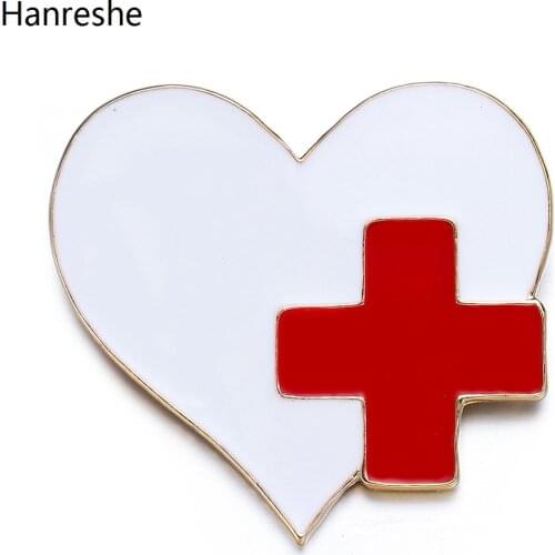 Heart-shaped Medical Logo Red Cross Enamel Brooch Pins Accessories Medical Jewelry For Doctors Nurses Lapel Pins Badges Gift