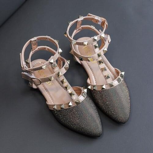Sandals Girls Roman Style Kids Princess Shoes Fashion Covered-toes Beach Shoes with Rivets Pointed Sandal SMG117