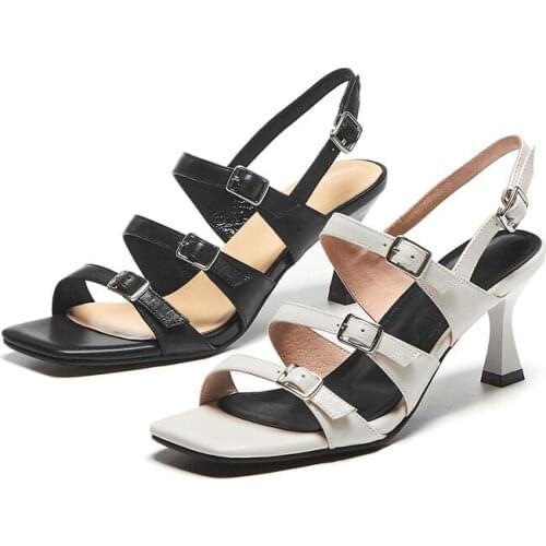 2021 New Vintage Metal Buckle Genuine Leather Ladies Sandals Summer Fashion High Heels Pumps Quality Party Working Shoes Woman