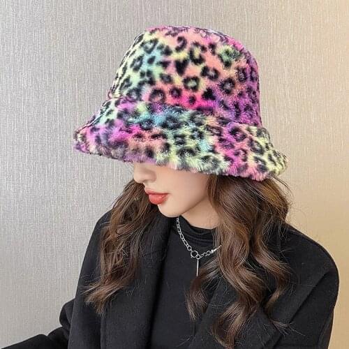 Winter Tie-dye Cow and Leopard Print Plush Fisherman Hat Women Outdoor Warm Hat Soft Fleece Fisherman Hat Ladies Fashion Panama
