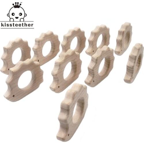Beech Wooden Hedgehog Natural Handmade Wooden Teether DIY Wood Personalized Pendent Eco-Friendly Safe Baby Teether Toys