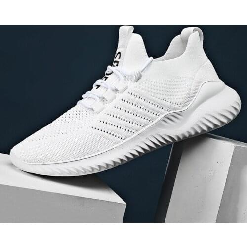 2021 Mens Sneakers Lightweight Casual Shoes Summer Breathable Mesh Fly Woven Sports Outdoor Jogging Trainer Plus Size