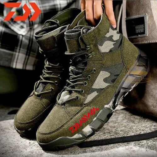 2021 Outdoor fishing Boots DAIWA Non-slip fishing shoes Canvas high-top mens desert boots Mountaineering fishing shoes
