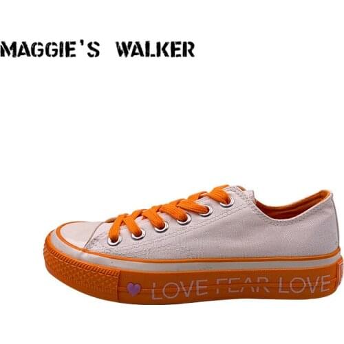 Maggies Walker Women Canvas Shoes Teenagers Cute Casual Shoes Lacing Platform low-top Canvas Heart Shaped Shoes Size 35~39