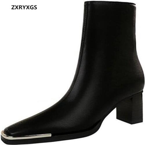 2021 New Classic Metal Decoration Square Toe Autumn Winter Martin Boots Womens Boots Sexy Thin Retro Thick Heel Fashion Boots