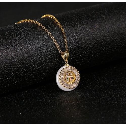 New Classic Gold Shell Color Crystal Cross Pendant Necklace For Women Charm Girl Necklace Jewelry