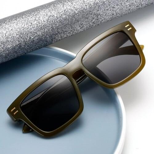 Brand Designer Square Sunglasses Women Vintage Rivet Sun Glasses Male Female Classic Mirror Luxury Retro Driving Oculos De Sol