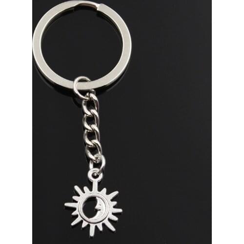 New Fashion Keychain 21x17mm Sun Moon Sunshine Pendants DIY Men Silver Color Car Key Chain Ring Holder Souvenir For Gift