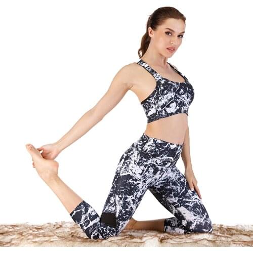 Fitness Suits Yoga Women Outfits 3pcs Black Vest and Bra+Sport Top Bras+Seamless Leggings Workout Running Clothing Gym Wear