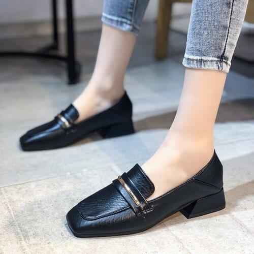 Women Casual Comfortable Loafers Metal Strip Womens Flat Square Toe Shoes PU Leather Ladies Slip On Shoe Female Footwear 2021