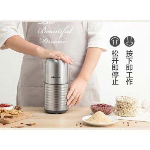 Household electric high speed four page sharp knife Chinese herbal medicine grain grinding machine J06