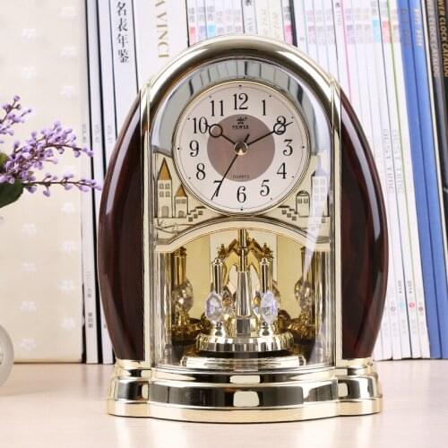 CHRISTMAS DECORATIONS FOR HOME SILENT CLOCKS AND WATCHES ANTIQUE CREATIVE CLOCK GARDEN DECORATIVE CLOCK EUROPEAN ARTISTIC ORNAME