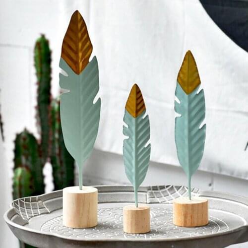 1PC Home Decoration Accessories Creative Feather Wooden Decorations Table Fairy Garden Miniature Fashion Modern Figurines
