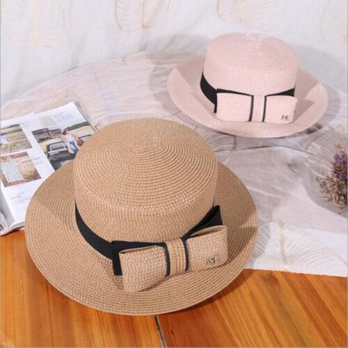2019 New Shade Caps Lady Fashion Bow Letter Flat Top Straw Hats Summer Hot Beach Hat Female Boater Hats Sun Hat Bone feminino