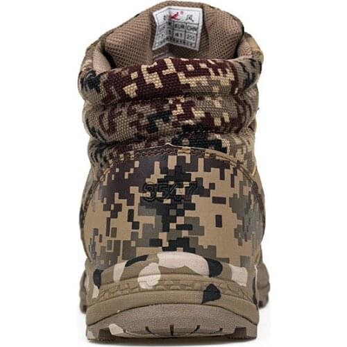 Winter Camouflage Boots Men Comfort Platform Shoes Man Warmest Faux Fur Lace Up Ankle Boots Men Winter Sneakers Botas Casual