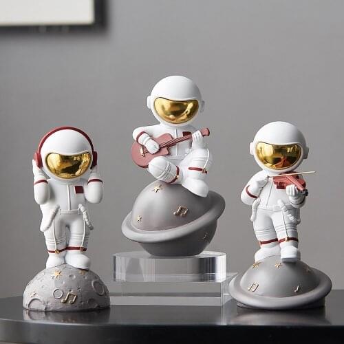 Resin Astronaut Figurines Miniatures Cosmonaut Statues Home Decoration Accessories Desktop Ornaments Gift for Man & Boyfriend
