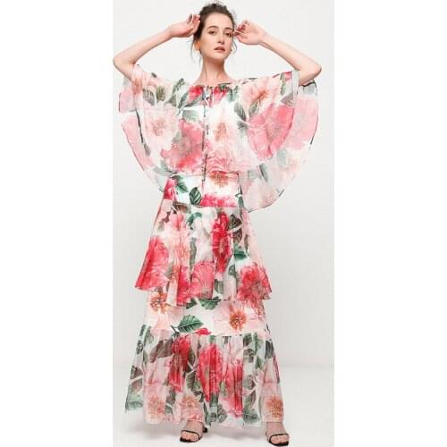 Runway New Bat Sleeve Printed Top +Printed Huge Swing Long Skirt Skirt Suit 21041UL05