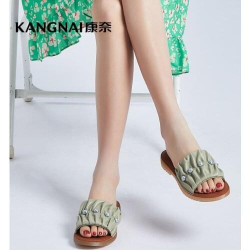KANGNAI Slippers Women Shoes Sheep Leather Pleated Open Toe Outside Slides Summer Flats Casual Ladies Beach Shoes