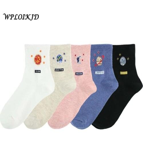 [WPLOIKJD]Korea Harajuku New Product Kawaii Sweet Fashion Womens Ankle Socks Simple Funny Cute Embroidery Cotton Moon Socks