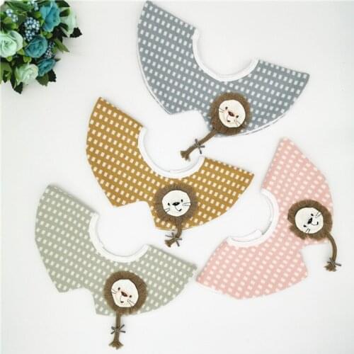 Korean version of the new baby bib 360 round cartoon lion modeling bibs cotton waterproof baby bibs