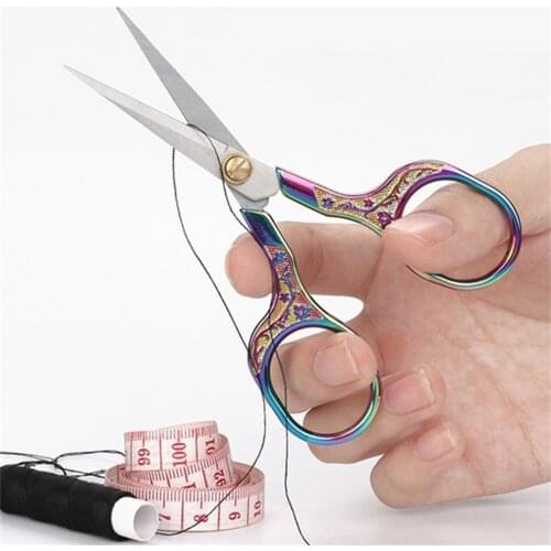 Plum Blossom Pattern Retro Scissors High Hardness Durable Household Scissors Cross Stitch Craft Scissors