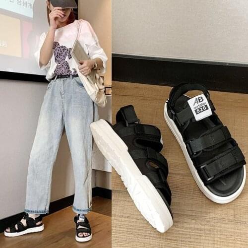 2021 New Women Sandals Non Slip Beach Lovers Shoes Summer Buckle Slippers Hoop Loop Casual Light Platform Shoes WJ061