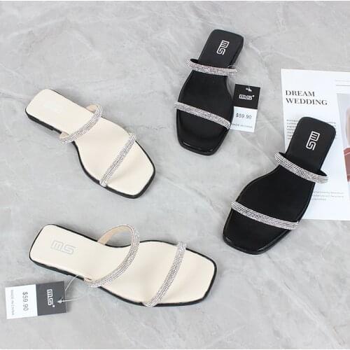 Womens shoes 2021 European and American new style Rhinestone with open toe outside flat bottom sandal comfortable versatile