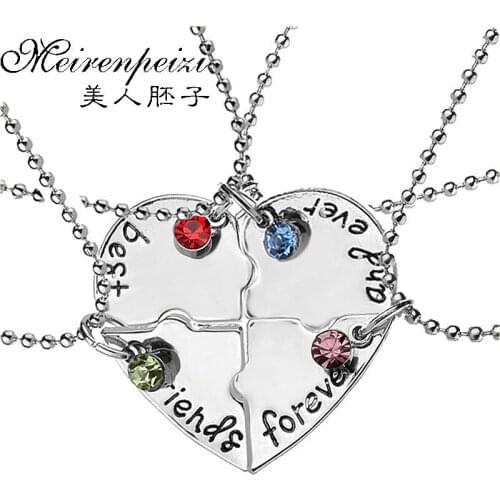 4Pcs/Set "Best Friend Forever And Ever" BFF Necklace Heart Shape Puzzle hand stampe Friendship Necklace Jewelry For Women Girls