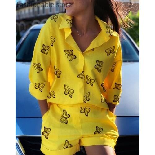 Women Plain Shirt & Pocket Design Shorts Sets