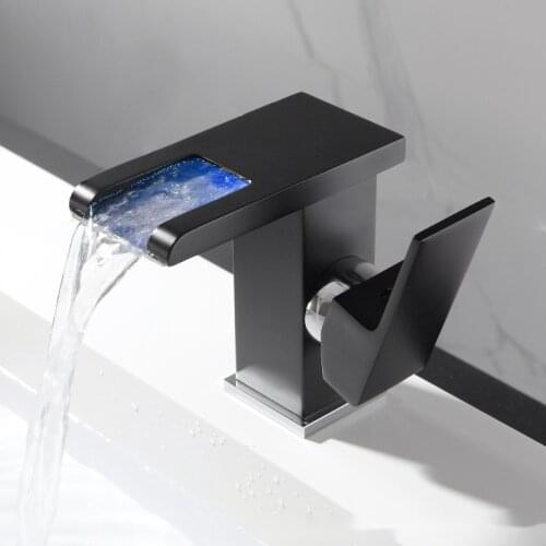 Zhang Ji LED Temperature Control Faucet Color Of The Glass Faucet Changes According To The Temperature For Bathroom