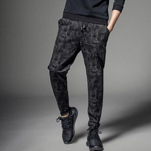 Men\s Autumn camouflage pants harem feet sports running long pants solid color