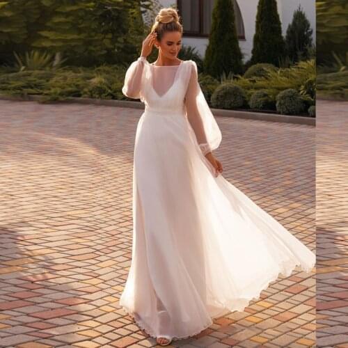 Summer Chiffon Beach Wedding Party Dress Long Sleeves Criss Cross Open Back 2021 Illusion V-Neck Bridal Gowns Simple Plus Sizes