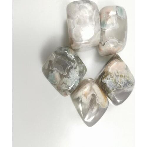 100 g natural flower agate tumble stone