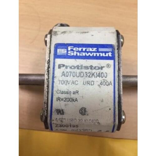 Fuses: A070UD32KI315 P302164 / A070UD32KI350 Q302165 / A070UD32KI400 Z300195 / A070UD32KI450 A300196 / A070UD32KI500 B300197