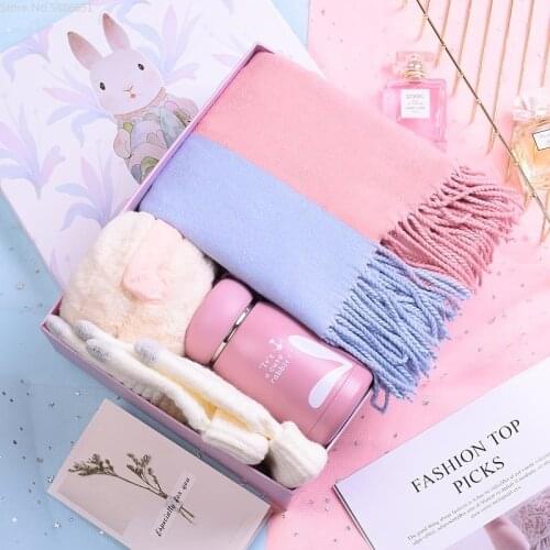 1set Scarf Cup Gloves Valentines Day Birthday Boyfriends Present Brides Maid Gifts Box Party Wedding Favors for Guests