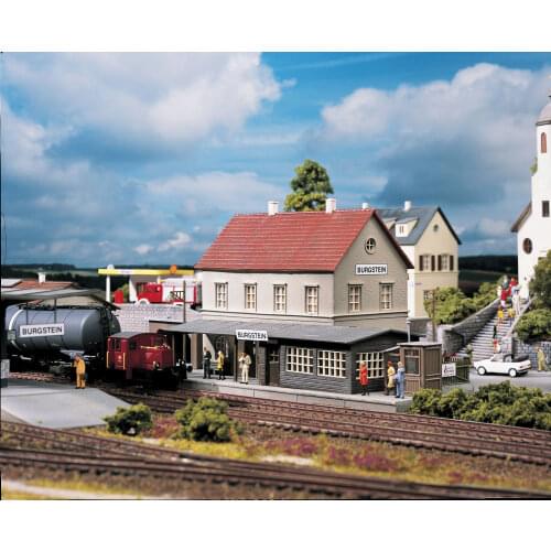 1/87 HO Scale Model Train Model Building Railway Station House For Architecture Building Landscape ABS Assemble Layout Diorama