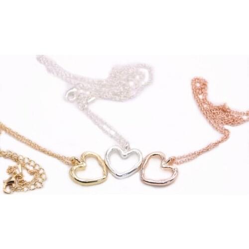 Trendy Cute Heart Shaped Necklace Hollow Out Love Design Pendant Necklace Three Color Optional
