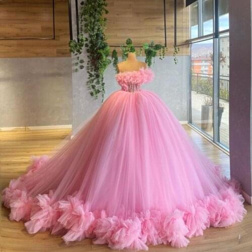 Luxury Pink Princess Evening Dresses Ruffles Strapless Ball Gown Prom Dress Puffy Skirt Pearls robe de soirée Women Party Wear