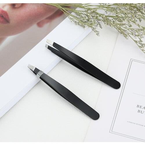 1pcs Black Color Eyebrow Tweezer Stainless Steel Slant Tip Eye Brow Clips Professional Hair Removal Makeup Tools Brand New