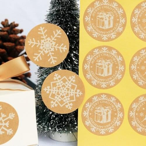 120pcs Merry Christmas Kraft Paper Stickers Snowflake Cute Deer Bell Xmas Party Decor Sticker Gift Box Packaging Sealing Labels