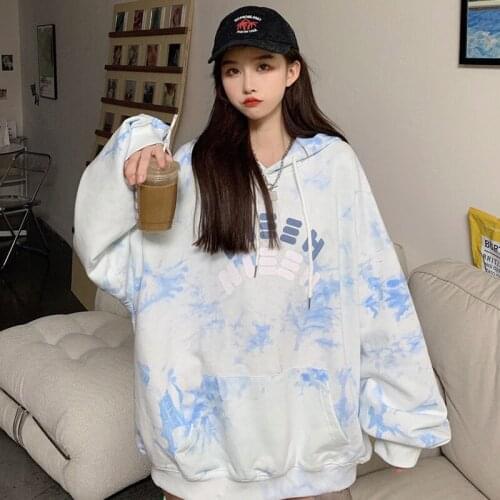 Zoki Fashion Autumn Tie Dye Hoodies Women Print Letter Hoodies Loose Casual Streetwear Outwear Lady Oversize Korean Top New 2021