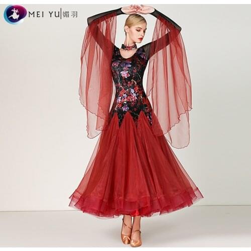 2018 new Lady Ballroom Dancing Dress Long Dress Female Modern Dance Suit National Standard Dance Costume MY796
